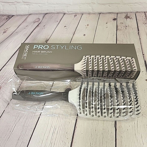 Seacret Pro Styling Hair brush Salon Quality Detangles Smooths Styles New - Picture 1 of 2